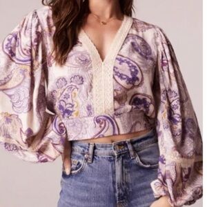 Beautiful Band of the Free Paisley Boho Blouse, Bell Sleeves, SZ S, NWT!